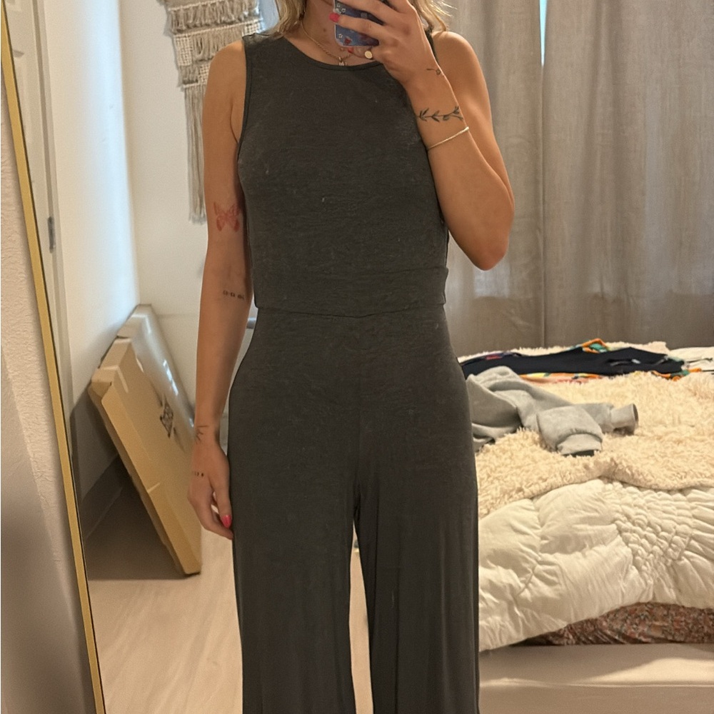Women's Sleeveless Jumpsuit in Gray